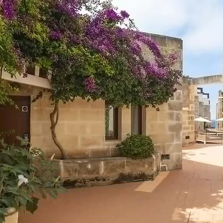 Menorca - Adults Recommended - By Pierre & Premium מלון 3*