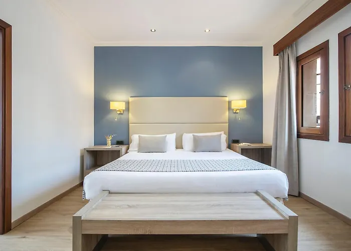 Menorca - Adults Recommended - By Pierre & Premium فندق بينيبيكا